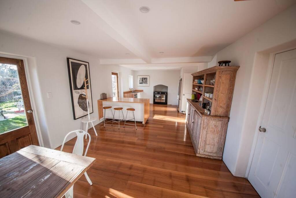 *Newly Relisted* Coach House At Lisdillon Vineyard Villa Little Swanport Eksteriør bilde